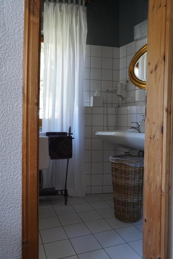 Hotel Garni Altes Winzerhaus Moselschaenke Гкоберн-Гондорф Экстерьер фото