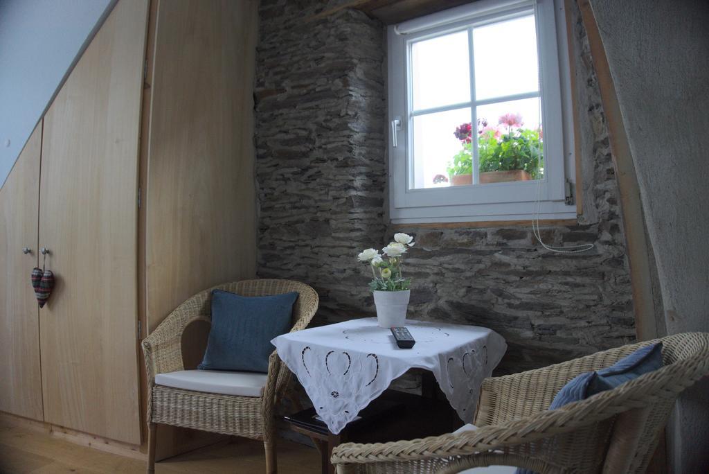 Hotel Garni Altes Winzerhaus Moselschaenke Гкоберн-Гондорф Экстерьер фото
